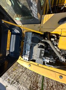 Komatsu รถขุดดีเซล13ตันมือสอง PC130-7ชิ้นส่วนหลักของปั๊มมอเตอร์แท้ - Product Image 6