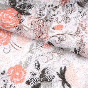 Fournisseur chinois de tissu en <span class=keywords><strong>dentelle</strong></span> australienne imprimé de fleurs roses en polyester personnalisé pour combinaison femme - Product Image 3