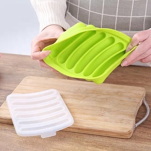 6-fach umweltfreundliche Silikon-Kuchenform für hausgemachte DIY-Sausages, Hot Dog Maker, Ölpinsel, Spritzbeutel, Backzubehör, unverzichtbar für die Küche - Product Image 6