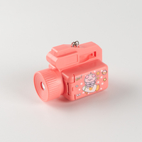 Mini projecteur de dessins animés en forme de pistolet, porte-clés mignon motif cochon, jouet de projection créatif, pendentif de sac à dos, 1 pièce, mini caméra porte-clés