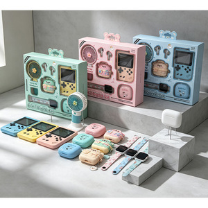 Coffret Cadeau Mystère : Montre Console de Jeu Numérique Mignonne, Écouteurs Bluetooth et Mini Ventilateur - Product Image 1
