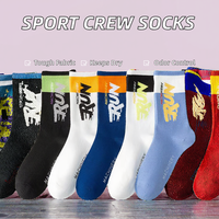 Chaussettes de sport montantes pour hommes en nylon/coton, idéales pour le basketball et la course, printemps-automne, pour activités extérieures, anti-transpiration, désodorisantes, avec logo tissé sur le bord.