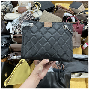 Sacs de mode mixtes pour femmes 2026, lots en gros d'articles de seconde main, sacs fourre-tout pour femmes en stock - Product Image 1