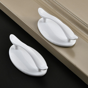 Poignée de meuble ovale en plastique, sans perçage, installation facile pour portes d'armoires - Product Image 4