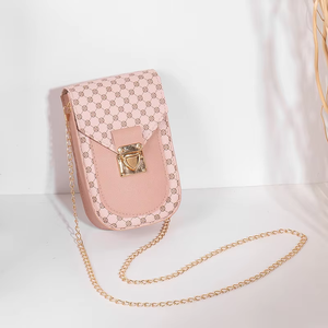 Sac bandoulière élégant en similicuir pour femme, motif géométrique, avec rabat et chaîne, design de luxe, compatible iPhone - Product Image 5