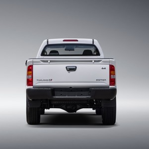 รถยนต์จีนราคาถูก รถกระบะ Foton Tunland <span class=keywords><strong>G7</strong></span> เกียร์อัตโนมัติ 2.0T ขับเคลื่อนล้อหน้า เครื่องยนต์ดีเซล รถกระบะใหม่แบบดับเบิ้ลแค็บ รถยนต์มาตรฐาน EURO3 สำหรับขาย - Product Image 4