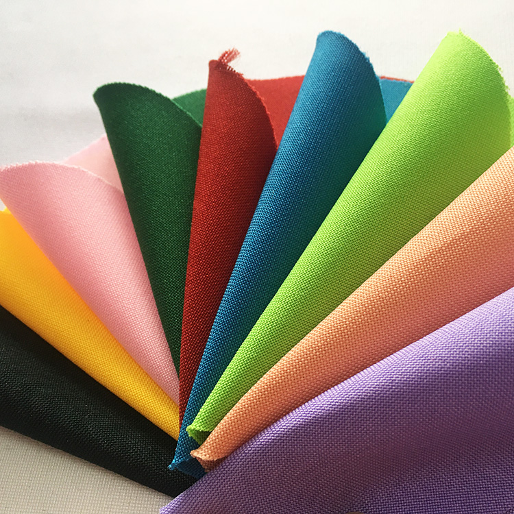 批发300d涤纶迷你哑光多臂面料300厘米用于矩形桌布