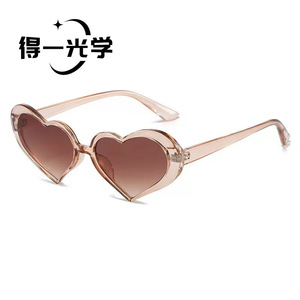 <b>Heart</b> Shape <b>Sunglasses</b> <b>Black</b> PC Frame UV400 Women Sun Protection - Product Image 2