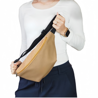 Sac de poitrine en liège à fermeture à rabat pour femme Sangle réglable Logo personnalisé Pochette quotidienne légère