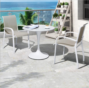 Juego de Muebles de Exterior de Aluminio Resistente <span class=keywords><strong>Manchester</strong></span>, Cómodo Conjunto de Patio con Sillas de Mimbre, Mesa de Bistró Moderna para <span class=keywords><strong>Hotel</strong></span> - Product Image 1