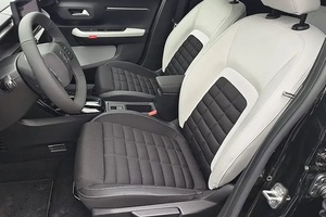 PARFAIT voiture d'occasion 2025 CitroenS <span class=keywords><strong>C3</strong></span> <span class=keywords><strong>Aircross</strong></span> Max eDCT6 1.2 mHEV <span class=keywords><strong>SUV</strong></span> prêt à l'emploi, pas d'accident prêt à expédier dans le monde entier - Product Image 2