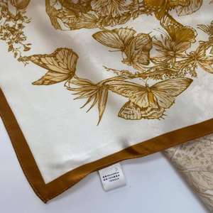 100% <span class=keywords><strong>foulard</strong></span> en satin de soie 12mm uni froissé 65cm <span class=keywords><strong>carré</strong></span> avec serviette de dame au design papillon <span class=keywords><strong>doré</strong></span> - Product Image 4