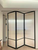 Puerta Plegable Moderna de Aluminio y Vidrio, Sin Rieles, Abatible, para Uso Interior en Dormitorios, Salas de Estar, Pasillos, Estudios, Hoteles y Villas