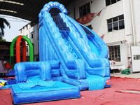 Toboggan aquatique gonflable avec tire-bouchon, structure de jeu gonflable, château gonflable, parcours de divertissement, pour événements promotionnels, fêtes et activités commerciales, avec zone d'escalade