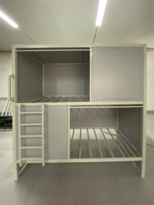 Estructura de cama apilable modular Sistema de cama de hotel de cápsula compacta | Literas de acero con espacio optimizado con almacenamiento y casilleros personales - Product Image 6