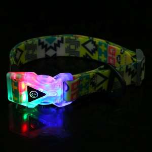 Opvallende, duurzame, verstelbare LED-waterdichte polyester hondenhalsband met LED-gesp, <span class=keywords><strong>USB</strong></span>-oplaadbaar, veilige, ademende band - Product Image 5