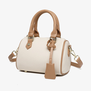 Borsa Boston da <span class=keywords><strong>Donna</strong></span> di Design con Blocchi di Colore, Chiusura a Cerniera, Materiale PU Resistente - Versatile Borsa a Spalla/Tracolla Casual - Product Image 4