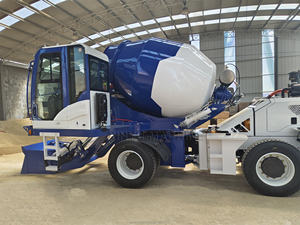 Camion malaxeur à chargement automatique Auto-alimentation 3.5 mètre cube Machine bétonnière à vendre - Product Image 3