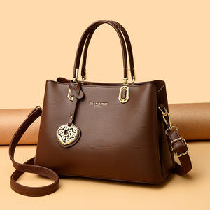 Sac fourre-tout rétro tendance avec fermeture éclair, portable et antivol. Sac à main de luxe pour un usage quotidien. Modèle 6454 - Product Image 5