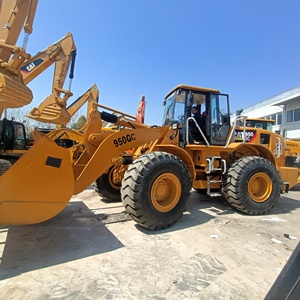 รถตักล้อยางมือสอง Caterpillar 950GC รุ่นปี 2023 ชั่วโมงการใช้งานต่ำ นำเข้าจากญี่ปุ่นแท้ รับน้ำหนักได้ 15 ตัน - Product Image 4
