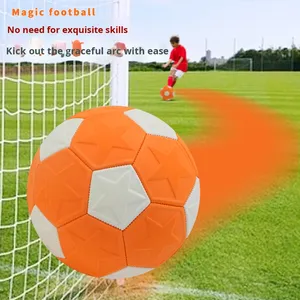 Balón de Fútbol Curvo con Efecto Giratorio Mágico, Resistente a Patadas y al Desgaste, Balón Elevador Negro - Product Image 3