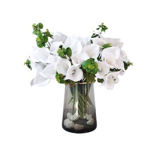 Ramo de Lirios Calla Artificiales Yoshinobu, Blancos, 7 Piezas, Decoración para Bodas y Hogar - Product Image 5