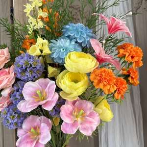 Arreglo de Hortensias Artificiales para Decoración de Ventanas de Centros Comerciales, Restaurantes y Exteriores para Graduaciones - Product Image 5