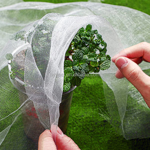 Filet de protection polyvalent en PEHD contre les insectes et la grêle - Anti-pucerons, anti-mouches, anti-moustiques pour la ferme et la serre - Product Image 6