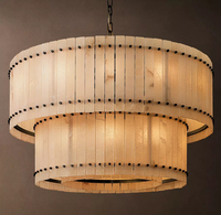 Lustre suspendu rond en albâtre et laiton pour plafond haut, salon, 2 niveaux, artisanal, éclairage OEM