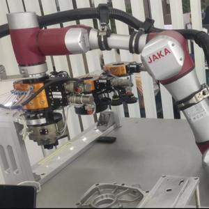 Robot Guía LTC-0120C: Placa de Cambio Rápido para Dispositivos y Herramientas del Fabricante - Product Image 5