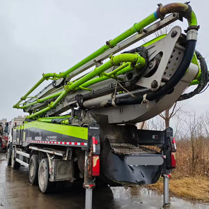 Pompe à béton Zoomlion 38m 40m 43m d'occasion montée sur camion avec Putzmeister à vendre à Shanghai - Product Image 1