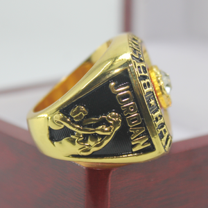 Bague commémorative de championnat du <span class=keywords><strong>Hall</strong></span> of Fame de <span class=keywords><strong>Jordan</strong></span> 2009 personnalisée, bague pour fans de sport, bijoux en alliage de basket-ball américain - Product Image 2