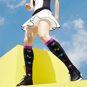 Bán Buôn 20-30mmHg Nén Vớ Cho Phụ Nữ Người Đàn Ông Thể Thao Giản Dị Đầu Gối Vớ Cao Làm Việc Đi Du Lịch Cho Mang Thai Y Tá - Product Image 3