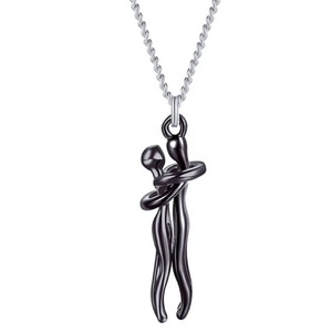 Ciondolo Gioiello all'Ingrosso Collana Abbraccio di Coppia in Acciaio Inossidabile Collana da Donna - Product Image 6