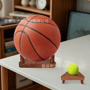 Soporte triangular de madera maciza para exhibición de pelotas, soporte universal para baloncesto, fútbol, ​​adorno de escritorio, recuerdo coleccionable - Product Image 3