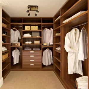 Chambre d'hommes au design simple Armoire de chambre à coucher sur mesure avec bureau de travail - Product Image 5