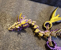 Modèle de dragon coloré imprimable en 3D, imprimé en PLA, personnalisable et disponible à l'achat en gros, jouet articulé imprimé en 3D