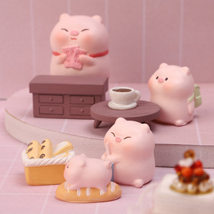 ตุ๊กตาหมูข้าวสารสุดสร้างสรรค์ งานฝีมือเรซิ่น ของตกแต่งโต๊ะทำงาน ของขวัญน่ารักแบบกล่องสุ่ม ของตกแต่งบ้าน - Product Image 2