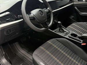 Volkswagen <span class=keywords><strong>Touareg</strong></span> <span class=keywords><strong>2021</strong></span> Classic 1.4L Automatique Édition Confort Économique et Pratique Voiture d'occasion - Product Image 5