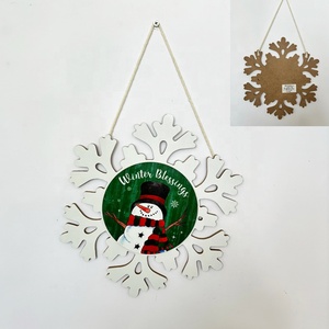 ตุ๊กตาหิมะคริสต์มาสฤดูหนาวแผ่นไม้ MDF แขวนด้านหน้าประตูต้อนรับแผ่นไม้ออกแบบเป็นของขวัญตกแต่งบ้าน - Product Image 3