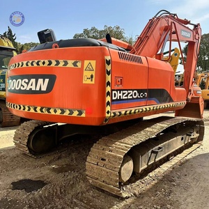 Excavadora Usada DOOSAN DH 220LC-7 en Buen Estado con Descuento a Bajo Precio - Product Image 1