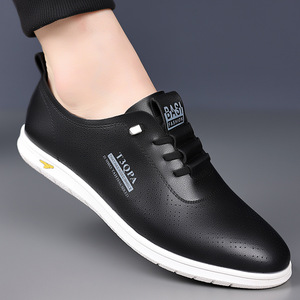 Chaussures bateau d'été pour hommes en cuir respirant, à lacets, avec doublure en maille, semelle extérieure en caoutchouc, blanches, décontractées, pour la conduite, avec logo sur le dessus - Product Image 4