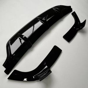 Difusor trasero <span class=keywords><strong>de</strong></span> 3 piezas para parachoques trasero <span class=keywords><strong>de</strong></span> calidad al por mayor adecuado para <span class=keywords><strong>BMW</strong></span> <span class=keywords><strong>X5</strong></span> G05 (19-23) en cubierta <span class=keywords><strong>de</strong></span> cuerpo <span class=keywords><strong>de</strong></span> plástico negro brillante - Product Image 2