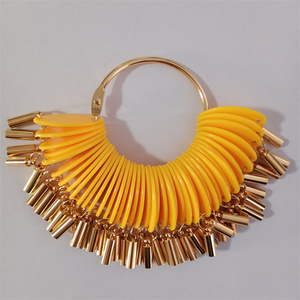 Vente en gros d'échantillons <span class=keywords><strong>de</strong></span> cheveux pour tester la couleur des cheveux Anneaux <span class=keywords><strong>de</strong></span> coloration/Carte Tableaux <span class=keywords><strong>de</strong></span> teinture des cheveux Salon <span class=keywords><strong>de</strong></span> coiffure - Product Image 2