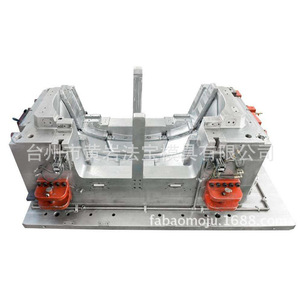 Molde de inyección P20 para piezas de plástico automotrices, molde horizontal fijo, una superficie de separación, procesamiento CNC EDM - Product Image 1