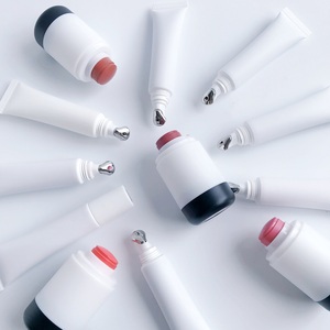 Brillo Labial Personalizado, Voluminizador, Hidratante, con Tinte, Aplicador Metálico, Tratamiento Labial Líquido con PEPTIDOS, Marca Privada - Product Image 4