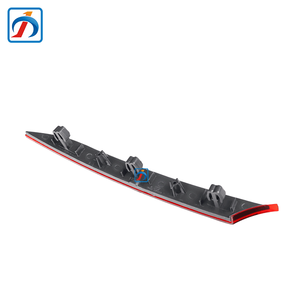 Placa reflectora inferior izquierda de parachoques trasero 63148074229 para <span class=keywords><strong>BMW</strong></span> Serie 3 G20 G28 <span class=keywords><strong>M</strong></span> Serie deportiva - Product Image 4