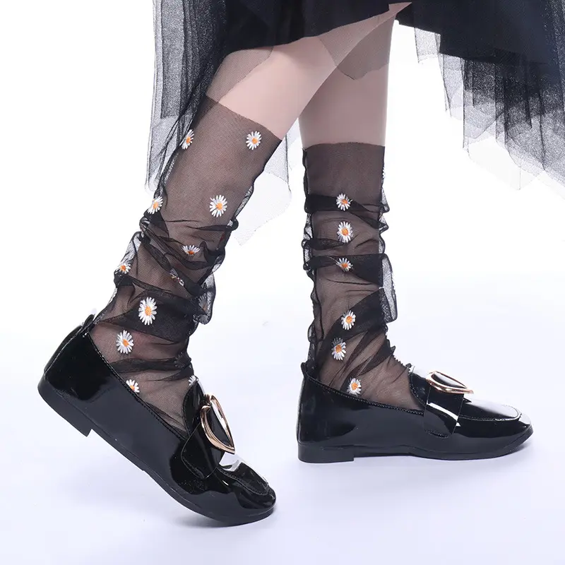 2024 Ultra thin breathable net socks small daisy embroidery tulle women's embroidered stockings