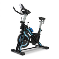Vélo de spinning d'intérieur à transmission par courroie à résistance réglable, volant d'inertie de 13 kg, écran LCD, support de bouteille d'eau en aluminium