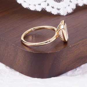 Anillo de Compromiso de Oro Real de 14K con Diamante Cultivado en Laboratorio con Corte Esmeralda Personalizado, Joyería de Diamantes con Certificación IGI de Abiding Wholesale - Product Image 4